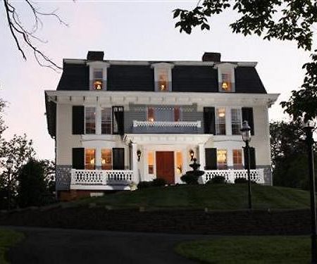 Chestnut Hill Bed & Breakfast Orange Exterior foto