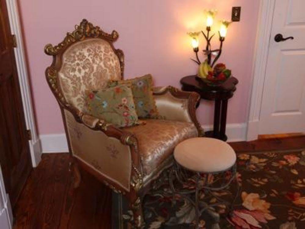 Chestnut Hill Bed & Breakfast Orange Exterior foto